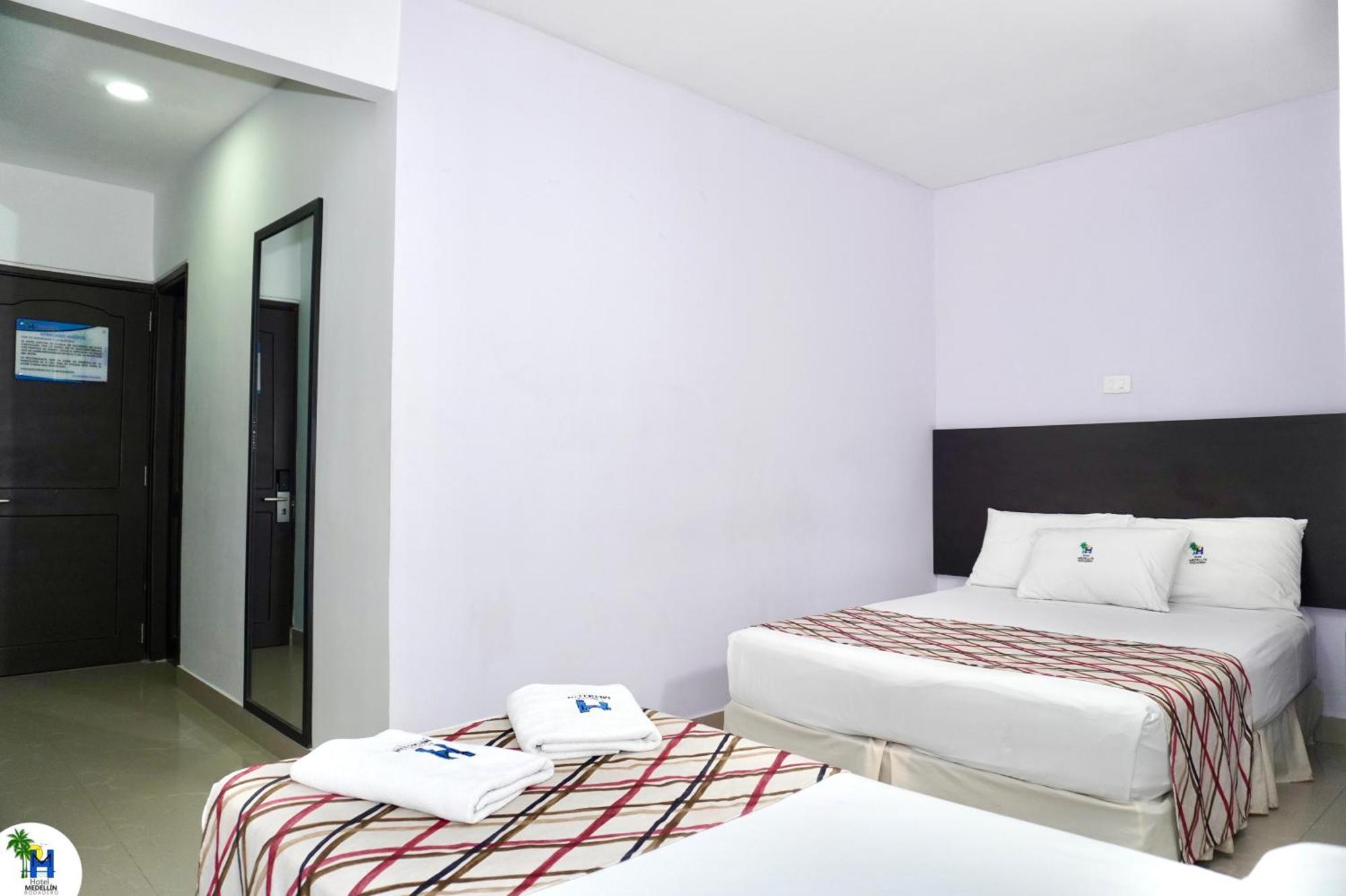 Hotel Medellin Rodadero Gaira Esterno foto
